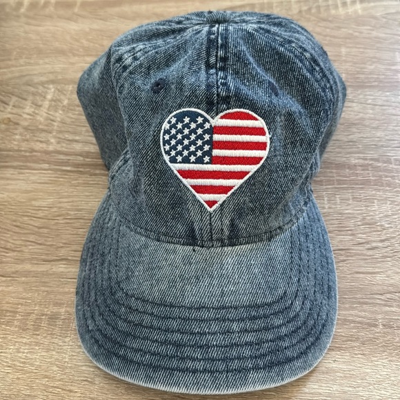 Hat - Picture 1 of 2